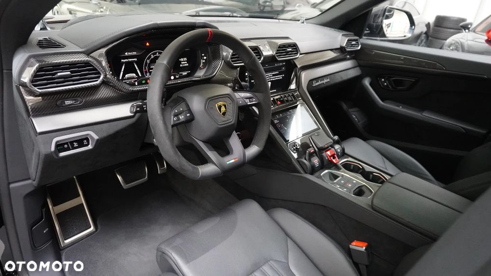 Lamborghini Urus - 7