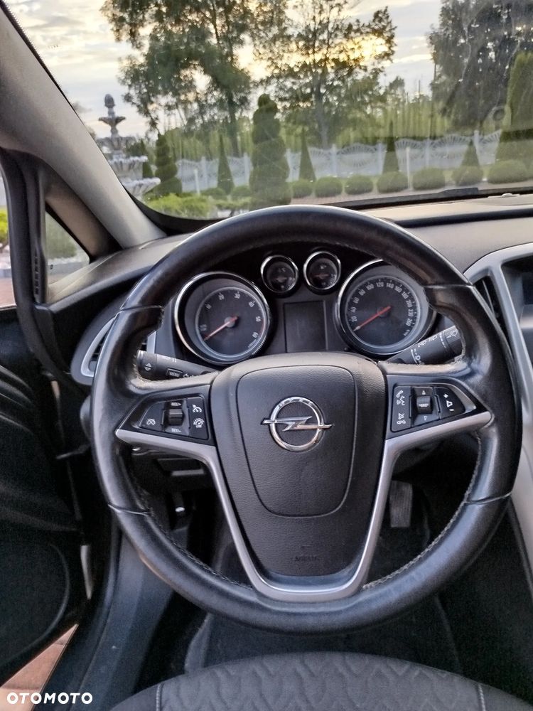 Opel Astra - 12