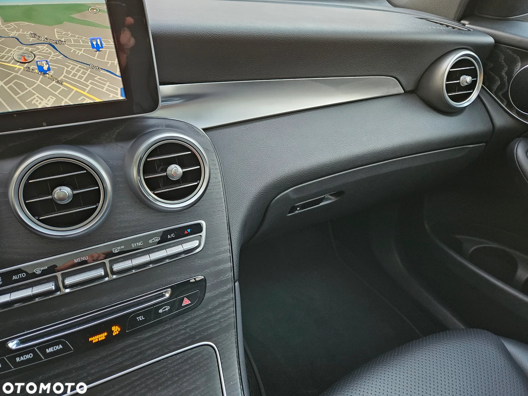 Mercedes-Benz GLC 300 4Matic 9G-TRONIC - 31