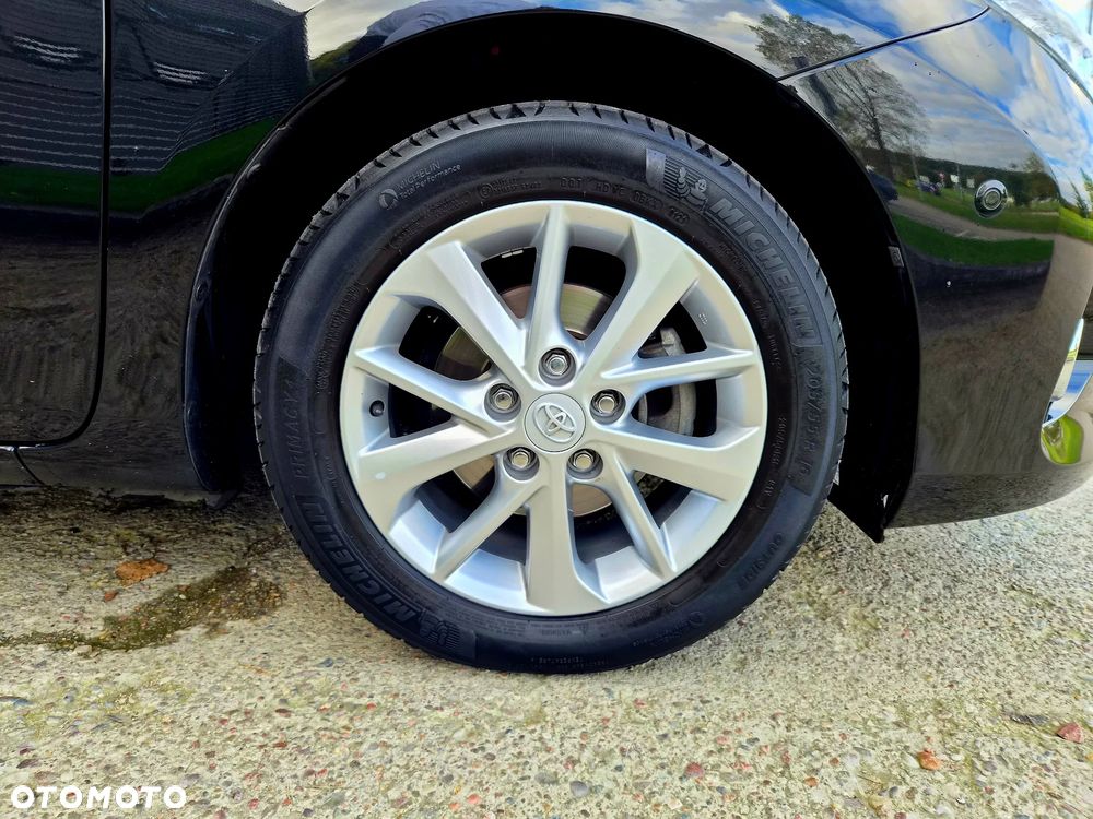 Toyota Auris 1.6 Premium - 7