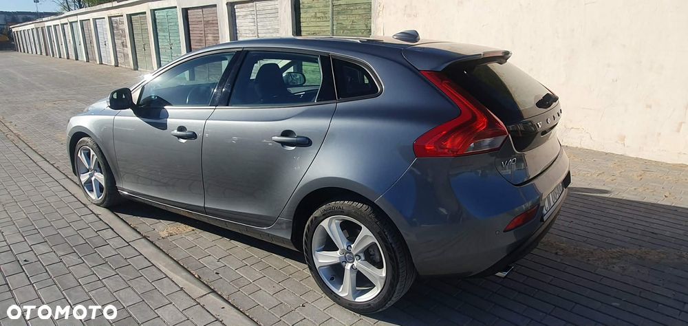 Volvo V40 T2 - 3
