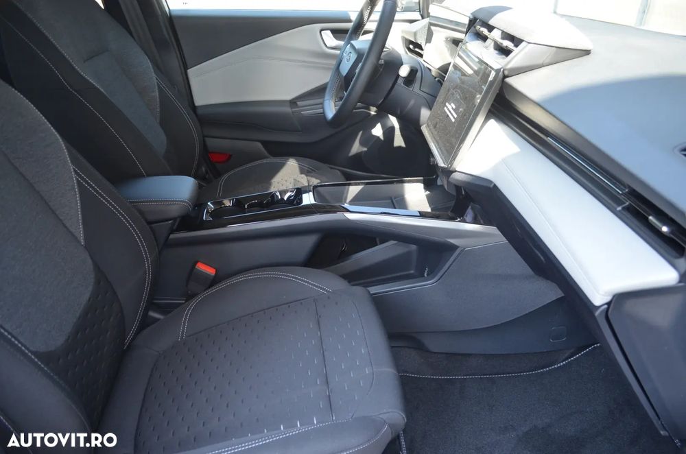 Ford Puma 43 kWh Select - 9