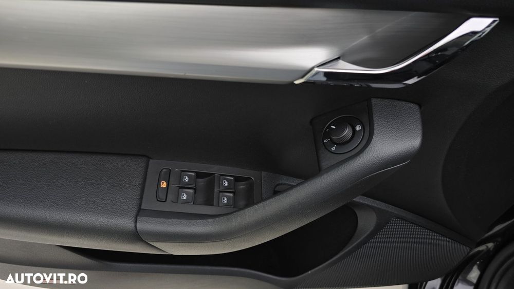 Skoda Octavia 2.0 TDI DSG Ambition - 11