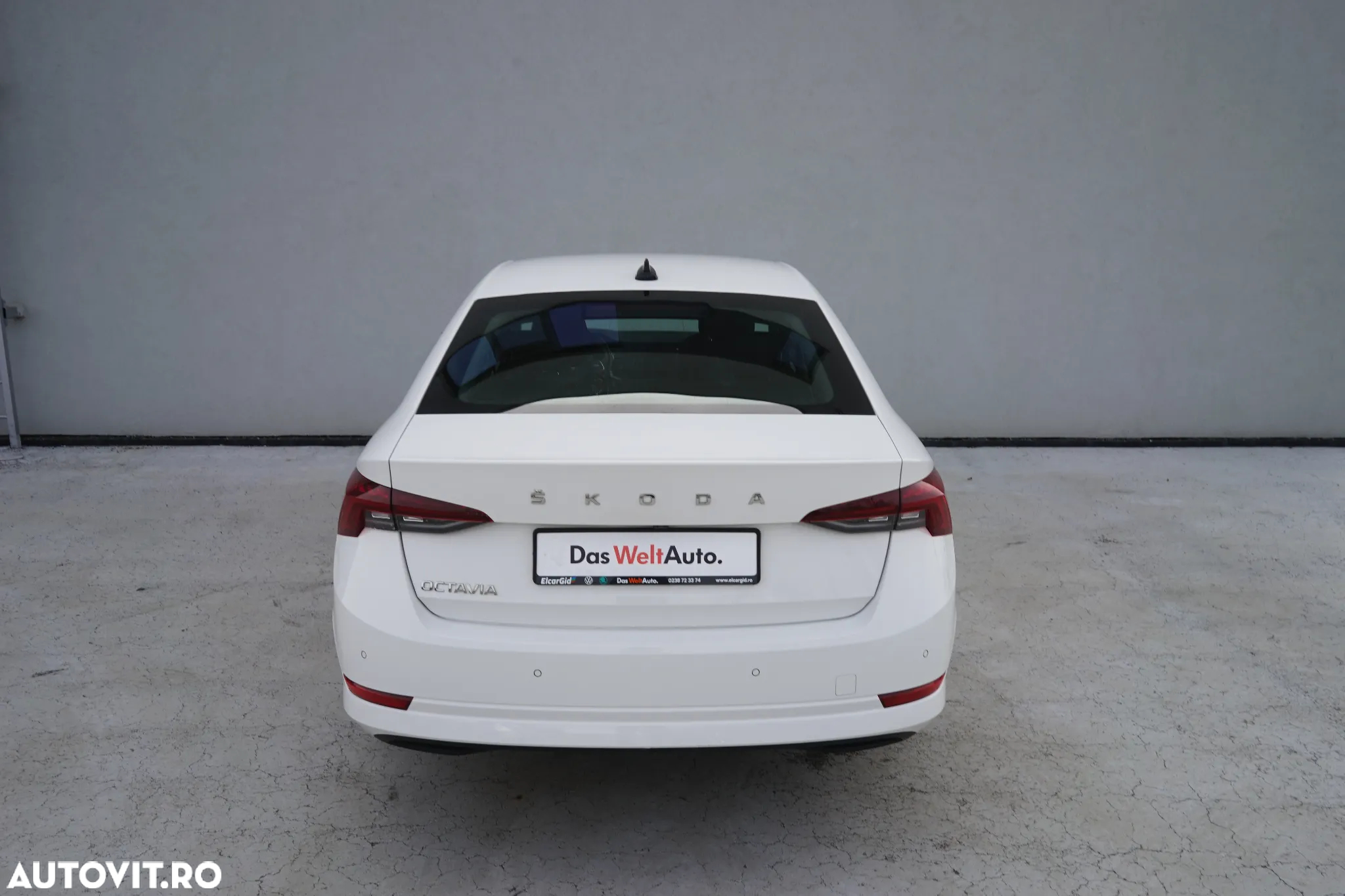 Skoda Octavia 2.0 TDI DSG Ambition - 5