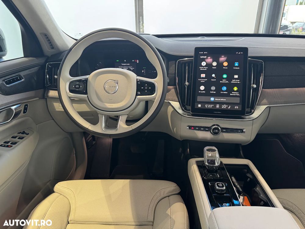 Volvo XC 90 T8 AWD PHEV Ultra Bright - 12