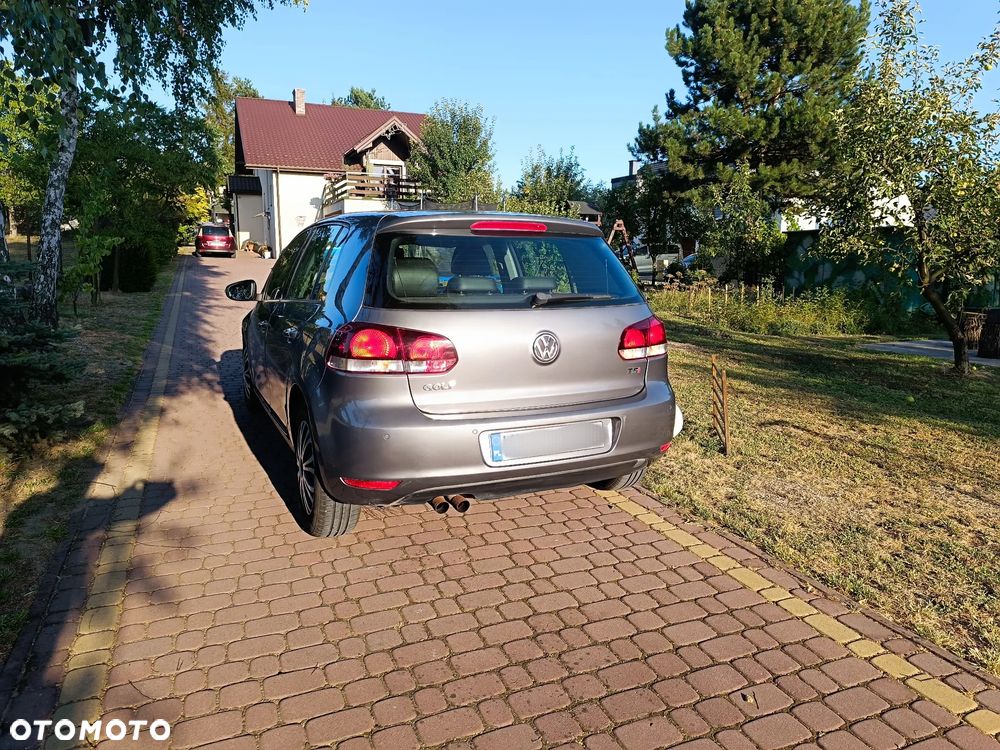 Volkswagen Golf 1.4 TSI Highline DSG - 5