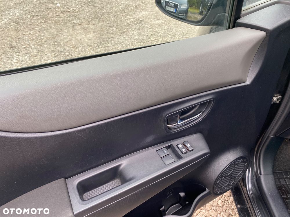 Toyota Yaris 1.33 Prestige - 20