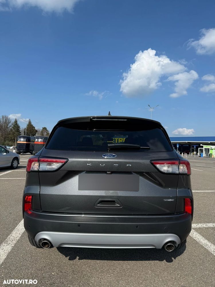 Ford Kuga - 4