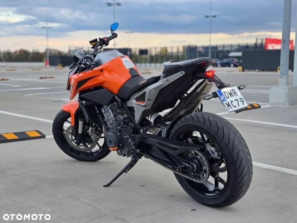 KTM Duke 790 - 8