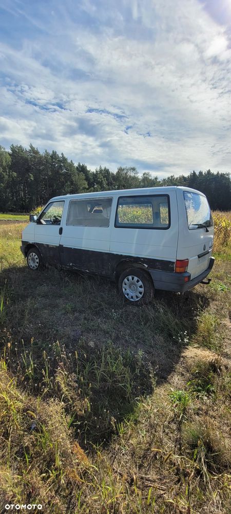 Volkswagen Transporter - 2