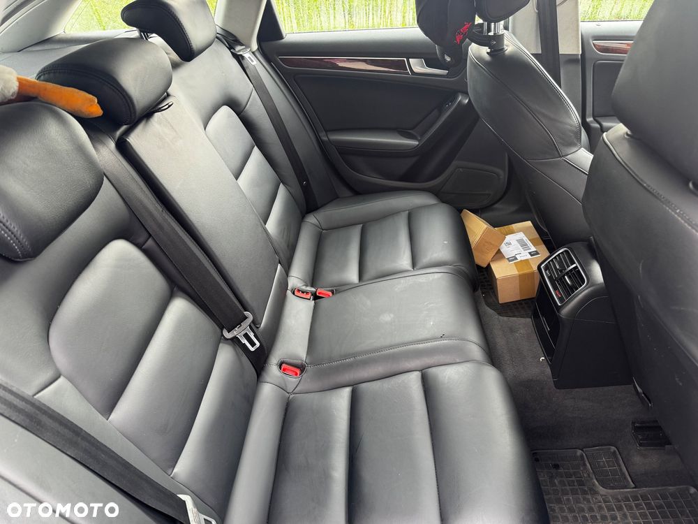 Audi A4 Avant 3.0 TDI Quattro Tiptronic - 12