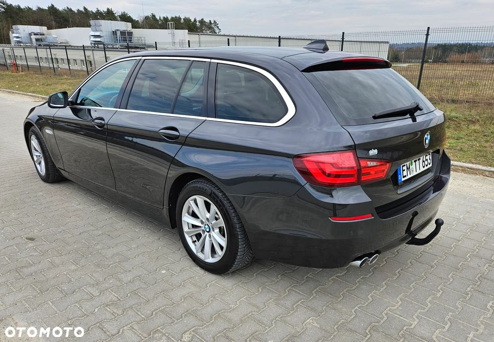 BMW Seria 5 520d - 2