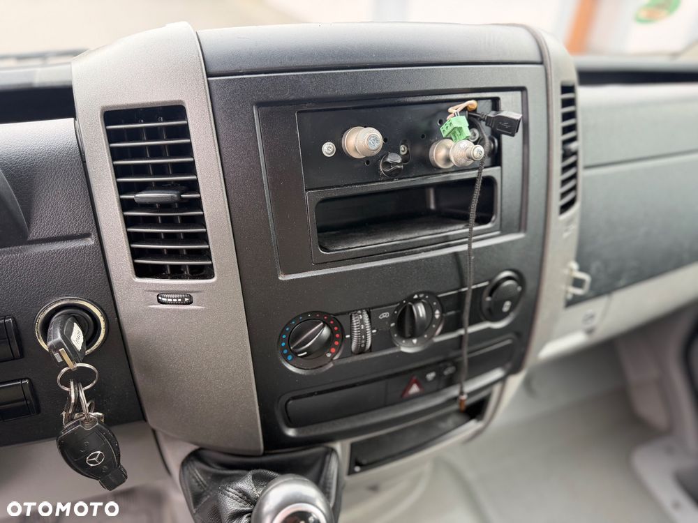 Mercedes-Benz sprinter - 10