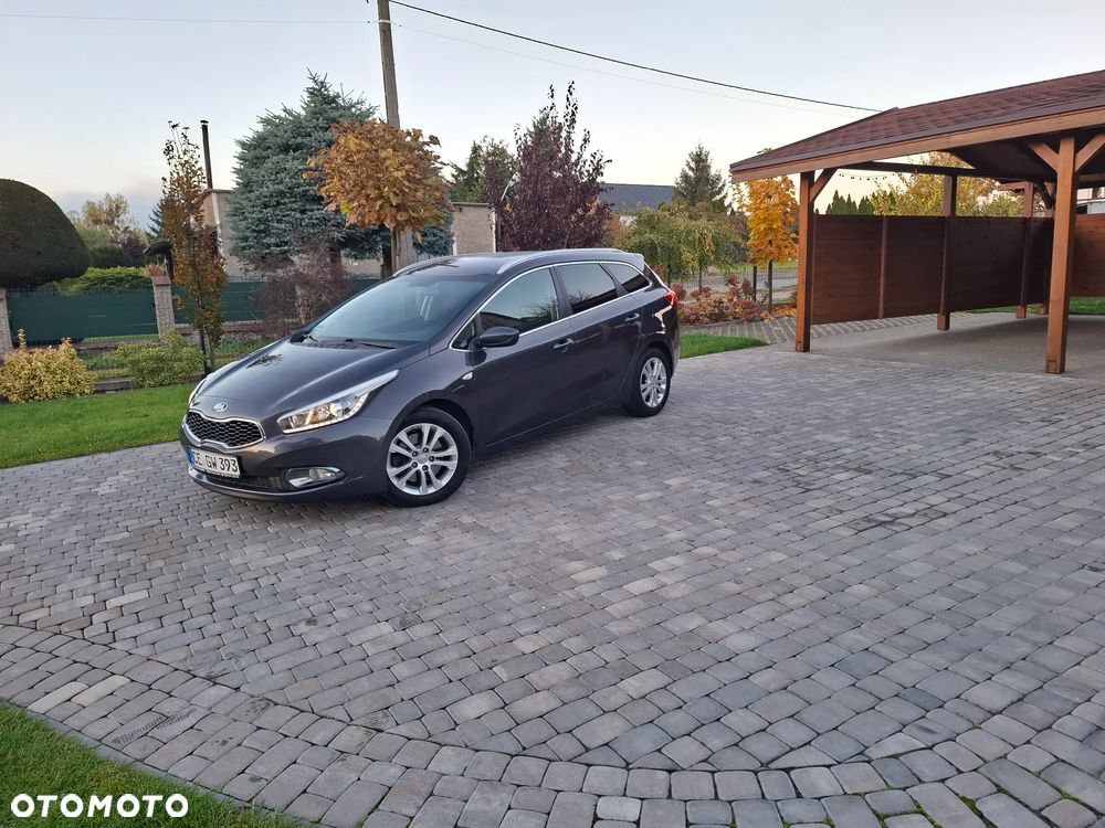 Kia Ceed - 26