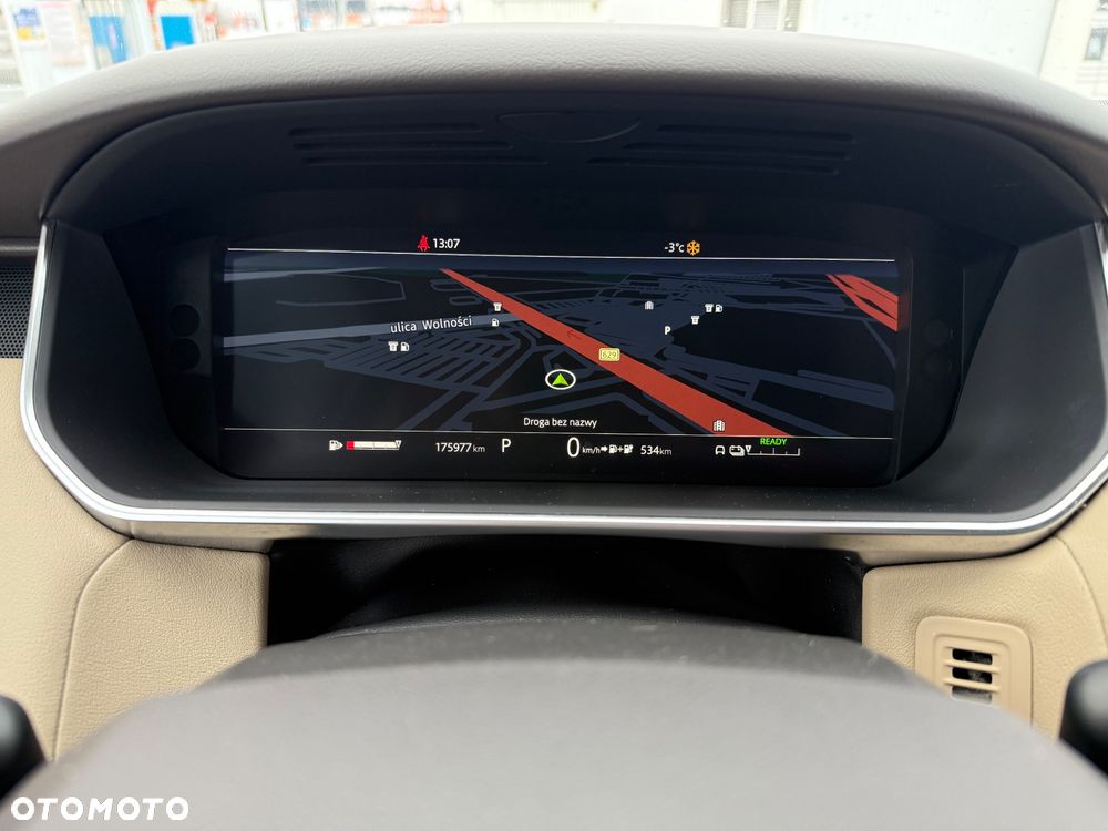 Land Rover Range Rover Sport - 28