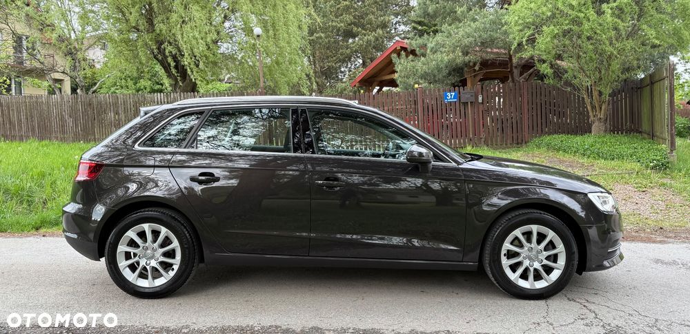Audi A3 Sportback 1.2 TFSI Attraction S tronic - 6