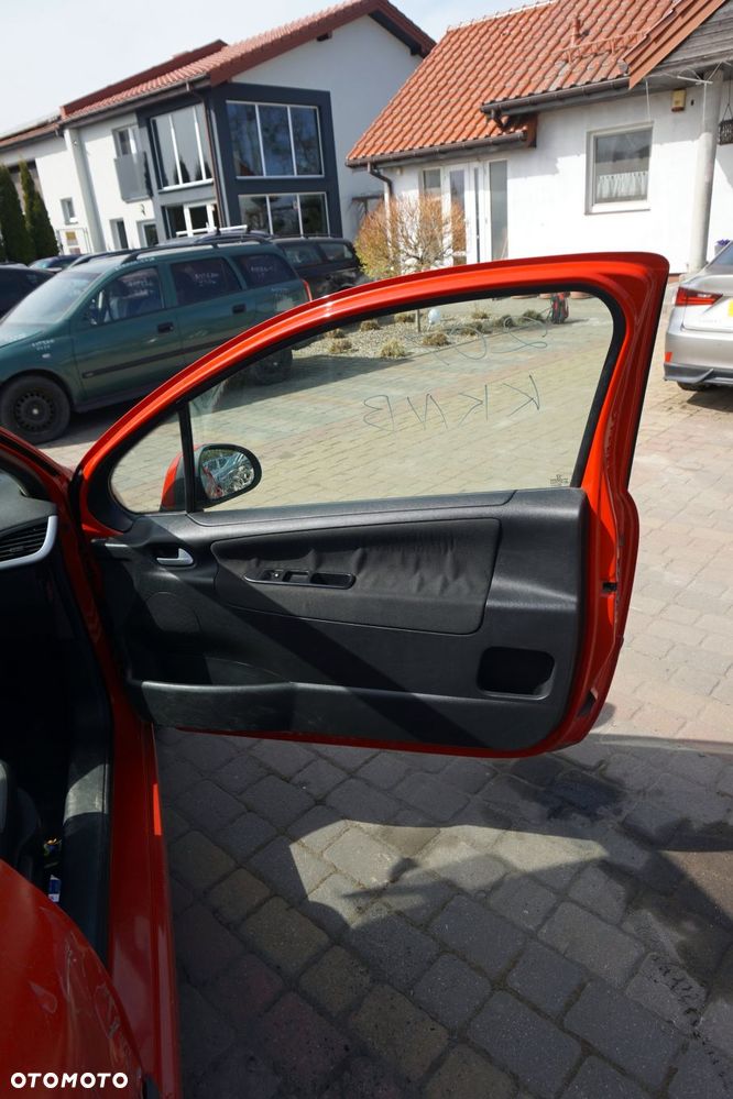 DRZWI PRZEDNIE PRAWE 207  3D HB KKNB  CZERWONY PEUGEOT 2006-2009 - 8