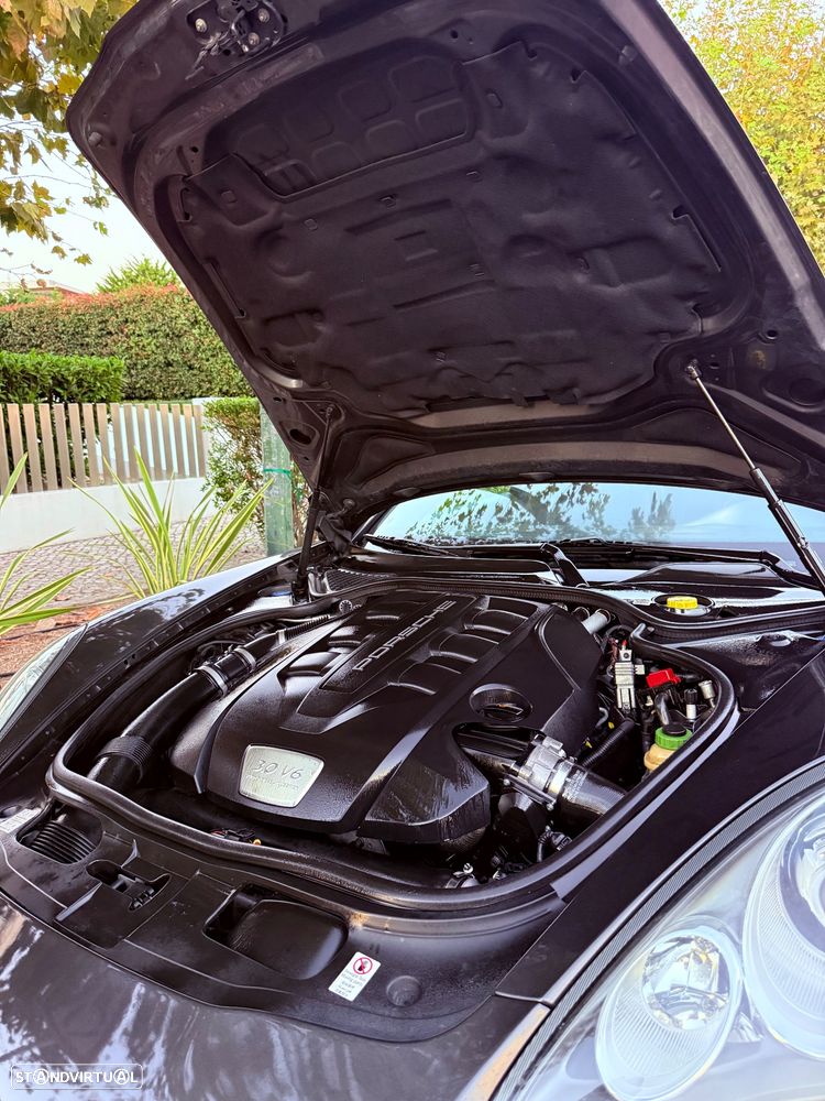 Porsche Panamera 3.0 V6 - 24