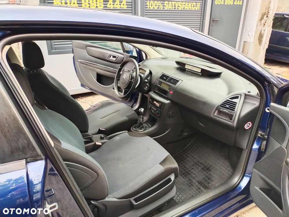 Citroën C4 1.4 16V VTR - 9