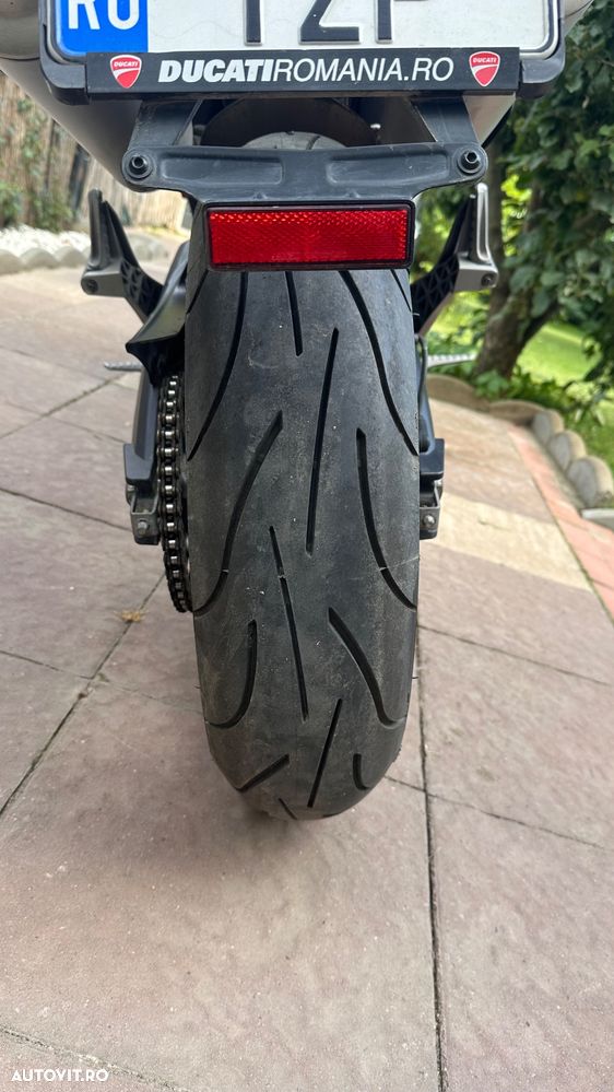 Ducati Monster 696 - 7