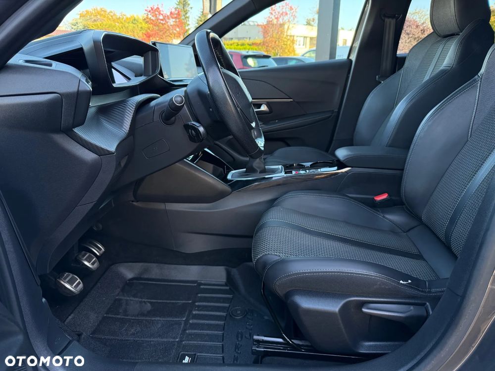 Peugeot 208 BlueHDi 100 GT - 10