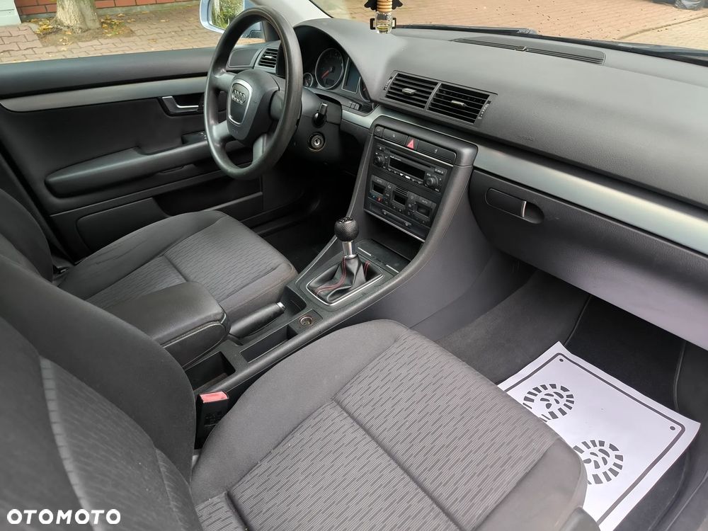 Audi A4 Avant - 4