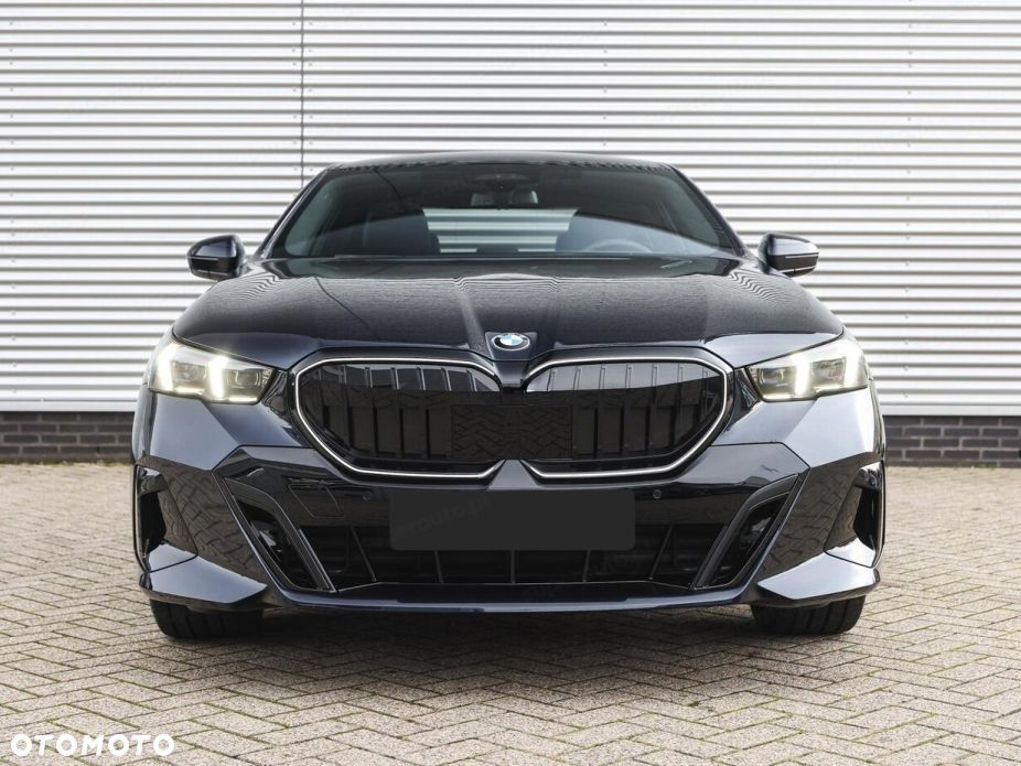 BMW Seria 5 520d xDrive mHEV M Sport - 7