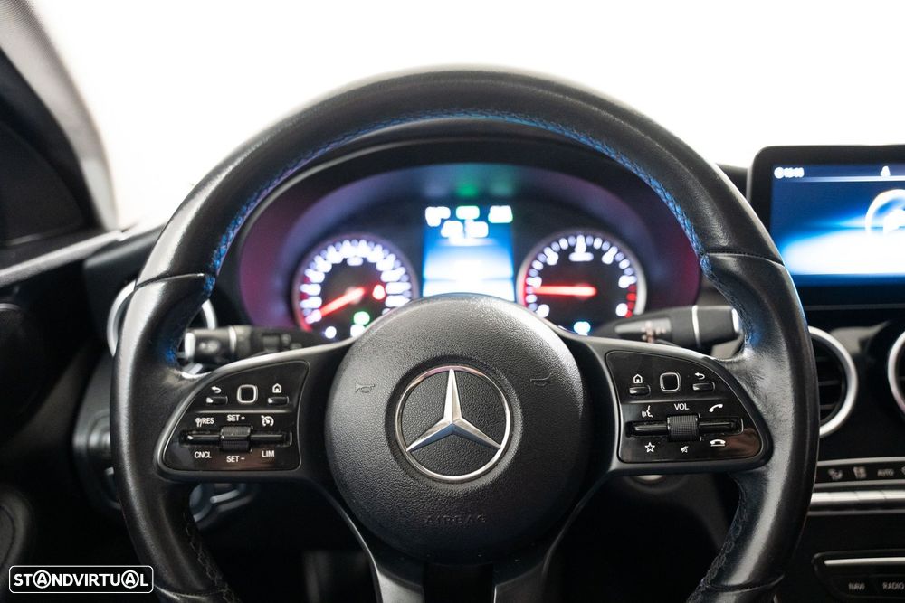Mercedes-Benz C 300 de Avantgarde - 20