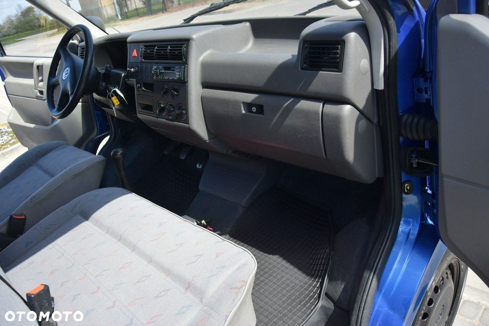 Volkswagen Transporter - 36