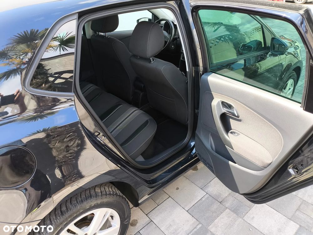 Volkswagen Polo 1.6 TDI MATCH - 18