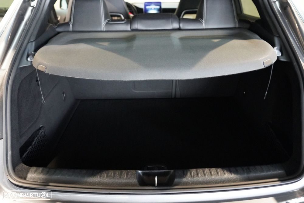 Mercedes-Benz GLA 180 d - 29