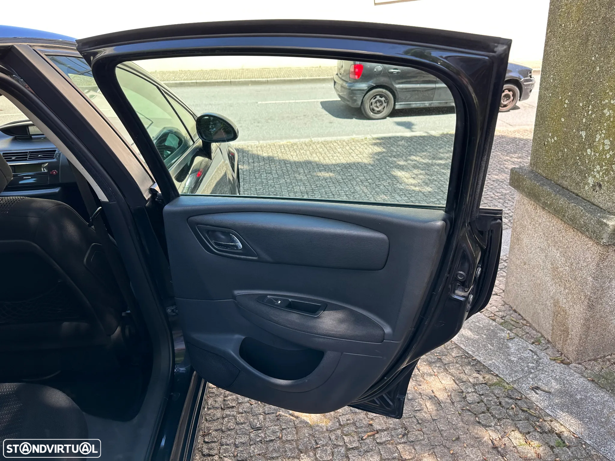 Citroën C4 1.6 HDi VTR Pack Airdream - 23