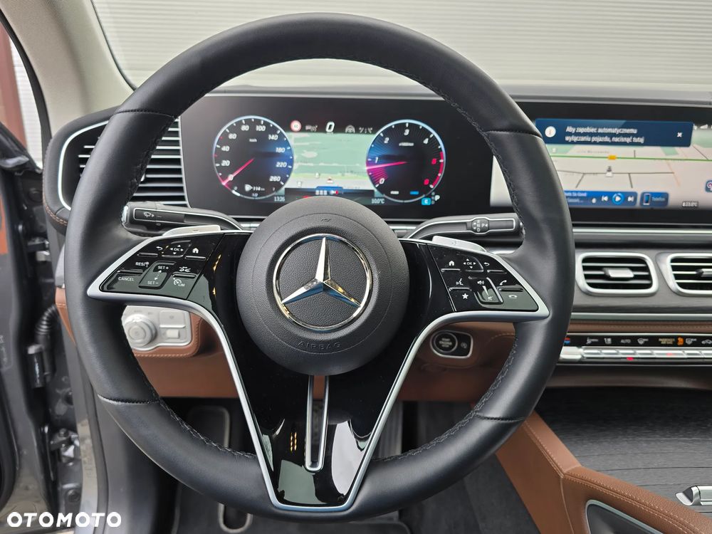 Mercedes-Benz GLE - 32