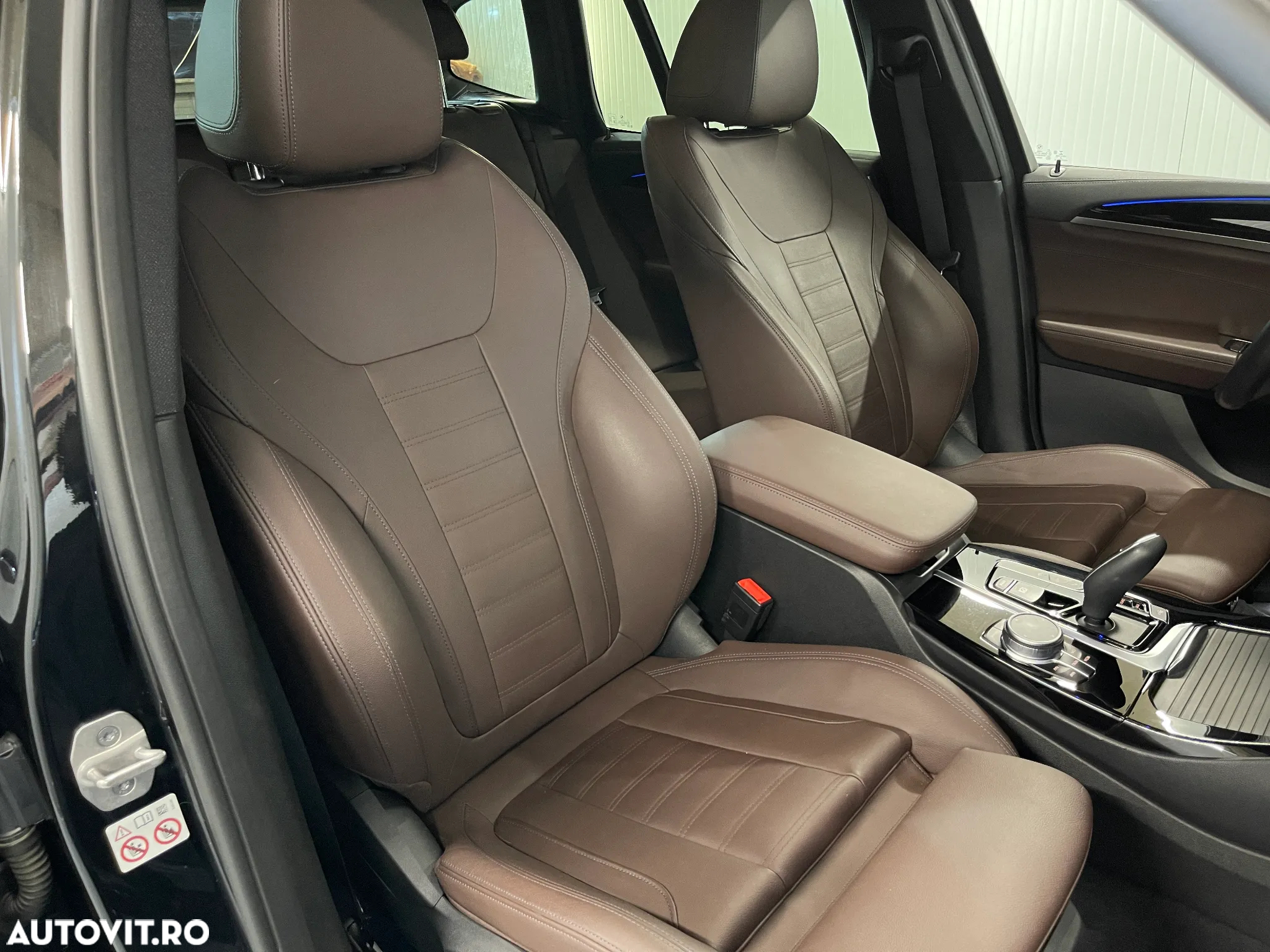 BMW X3 xDrive20d AT Luxury Line - 10