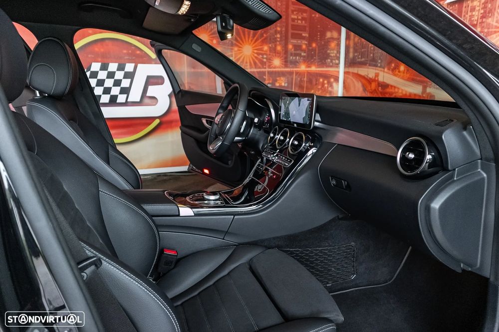 Mercedes-Benz C 300 d AMG Line - 27