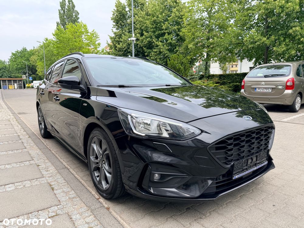 Ford Focus - 1