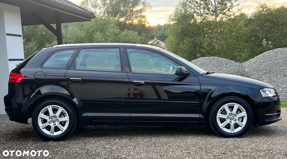 Audi A3 Sportback 2.0 TDI DPF S line Sportpaket - 12