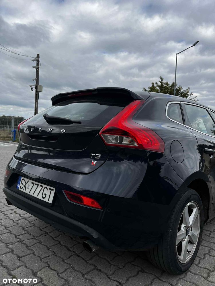 Volvo V40 T3 Drive-E Momentum - 6