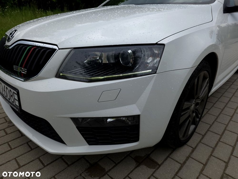 Skoda Octavia 2.0 TDI RS - 27