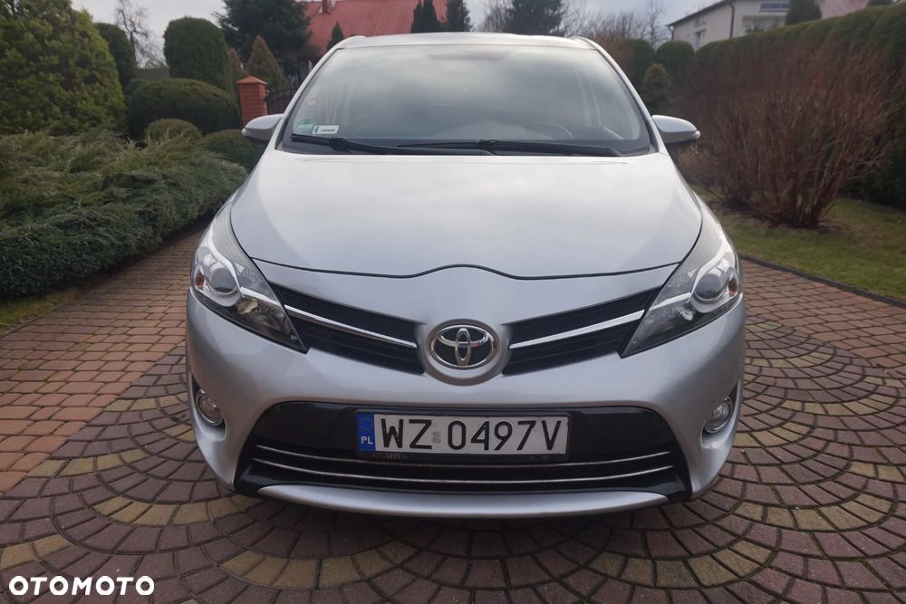 Toyota Verso 1.6 D-4D 5-Sitzer Start/Stop Executive - 2