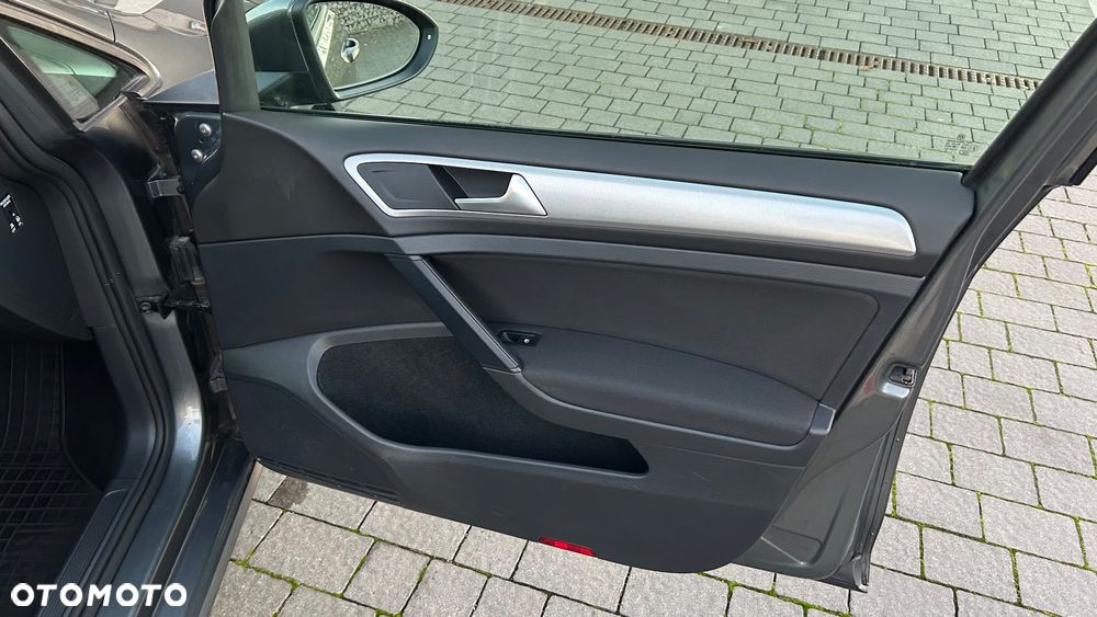 Volkswagen Golf 1.0 TSI (BlueMotion Technology) DSG Comfortline - 33