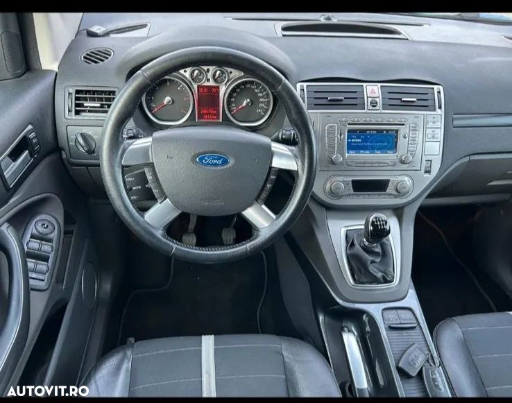 Ford Kuga 2.0 TDCi 4x4 Titanium - 30