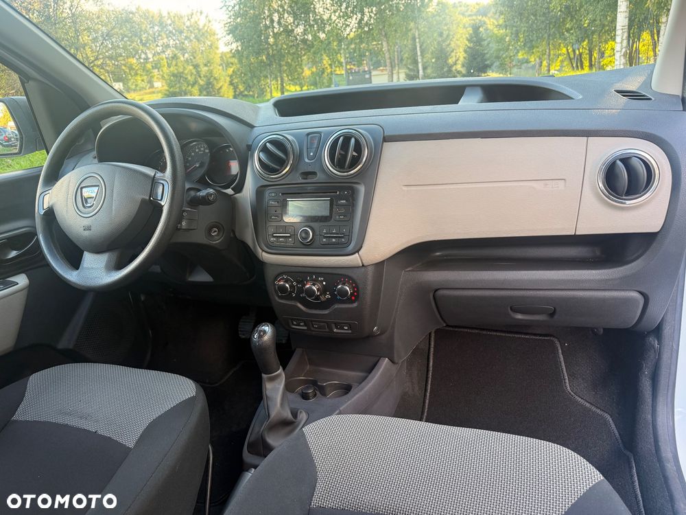 Dacia Dokker 1.6 SCe Ambiance - 13
