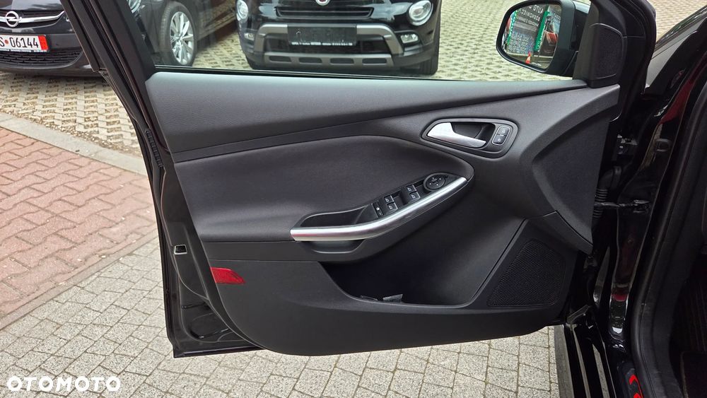 Ford Focus 2.0 TDCi ST-2 - 21
