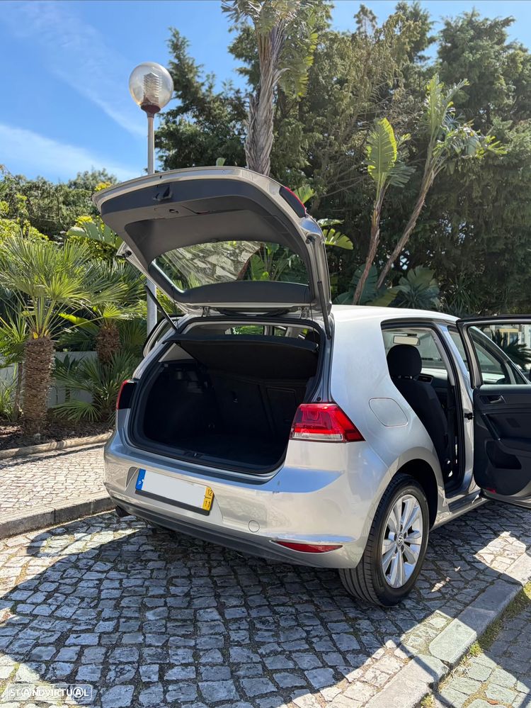 VW Golf 1.6 TDi Confortline - 6