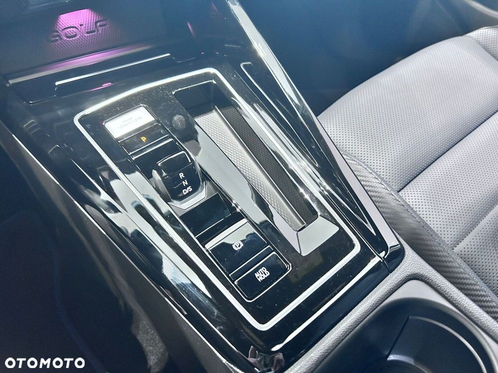 Volkswagen Golf - 29