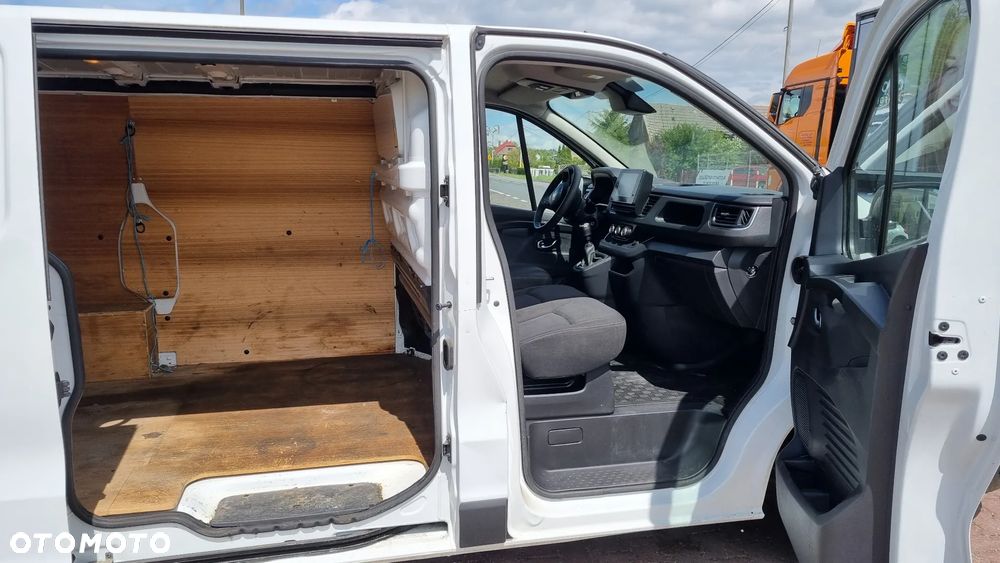 Renault Trafic - 28