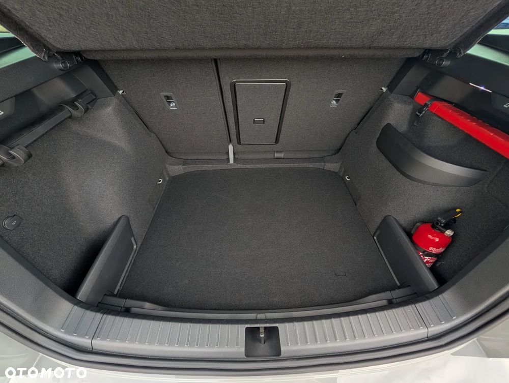 Skoda Karoq 1.5 TSI ACT Sportline DSG - 17
