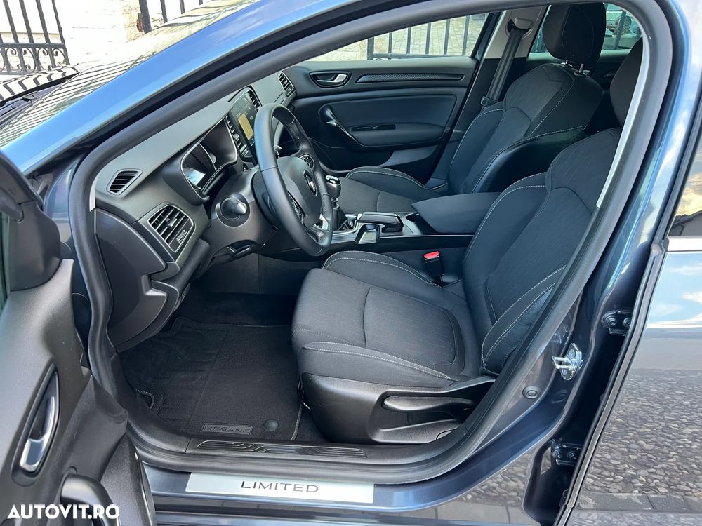 Renault Megane TCe 140 GPF LIMITED - 7
