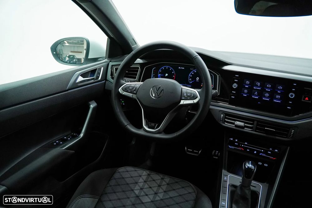 VW Taigo 1.0 TSI R-Line DSG - 23